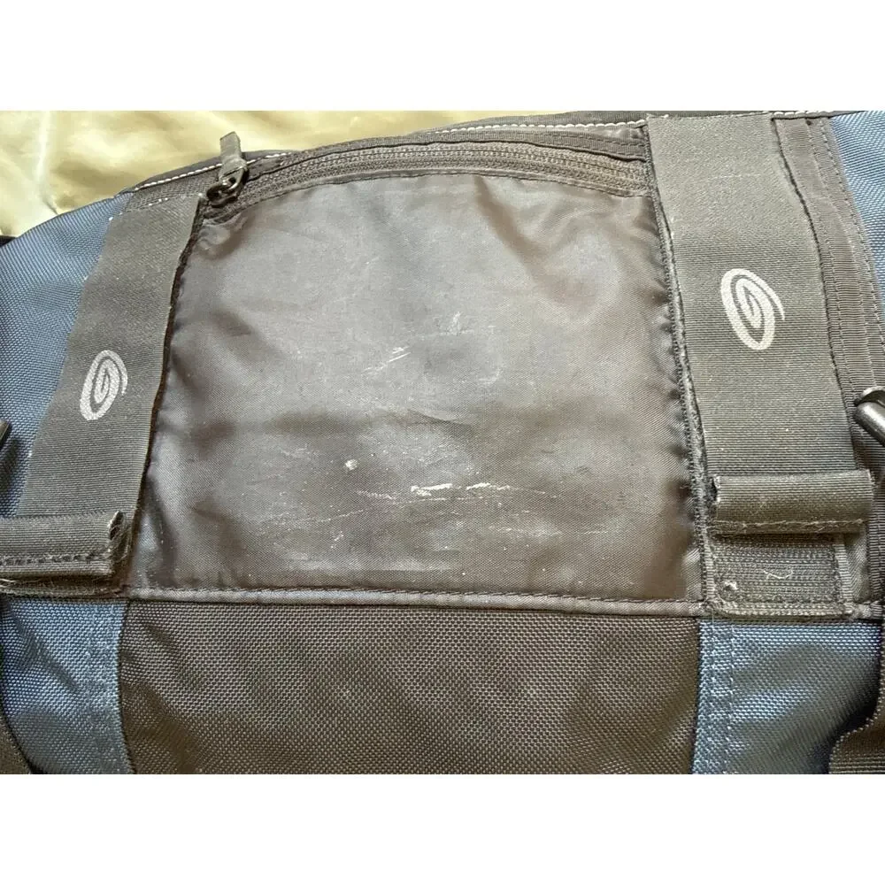 Timbuk2 classic messenger